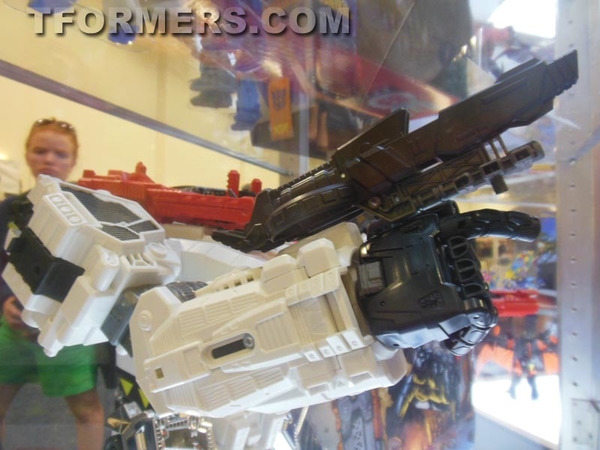 BotCon 2013   Transformers SDCC Images Gallery Metroplex, G1 5 Pack, Shockwaves' Lab  (40 of 101)